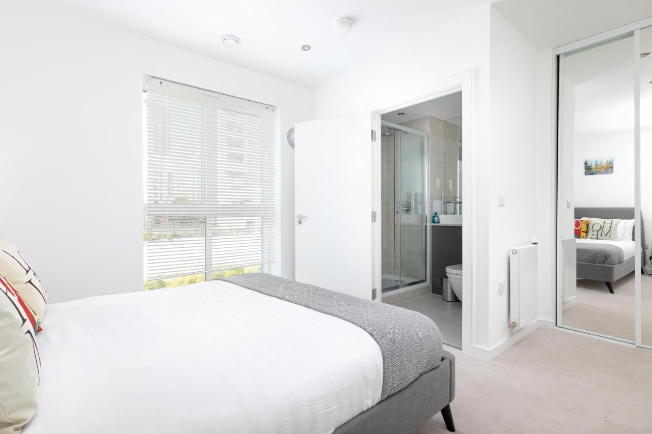 Skyvillion - Olympic View London Stratford Apartment Eksteriør billede